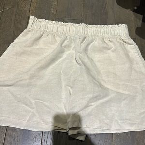 H&M Linen Blend shorts with pockets